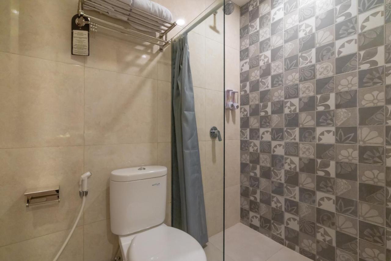 Azana Style Hotel Bandara Jakarta Тангеранг Екстериор снимка
