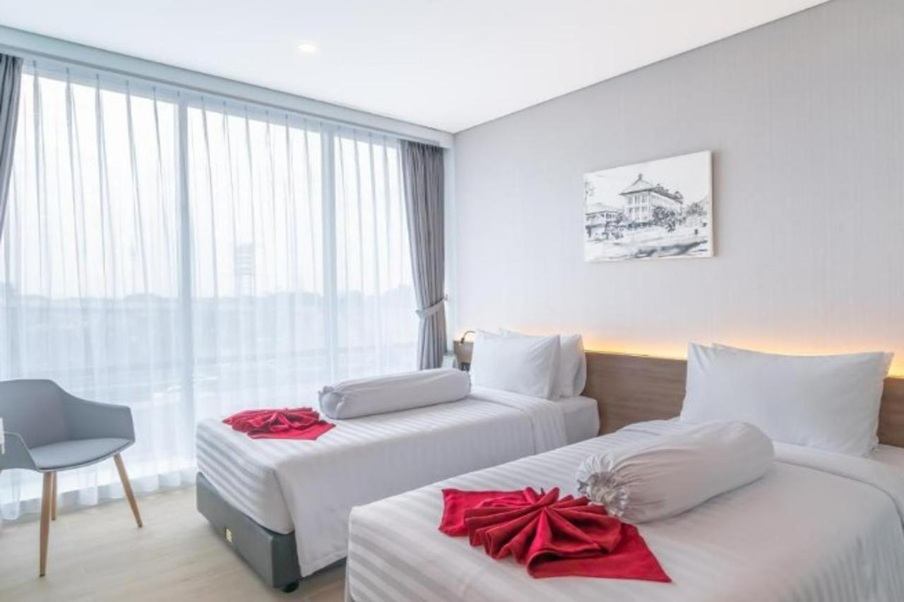 Azana Style Hotel Bandara Jakarta Тангеранг Екстериор снимка