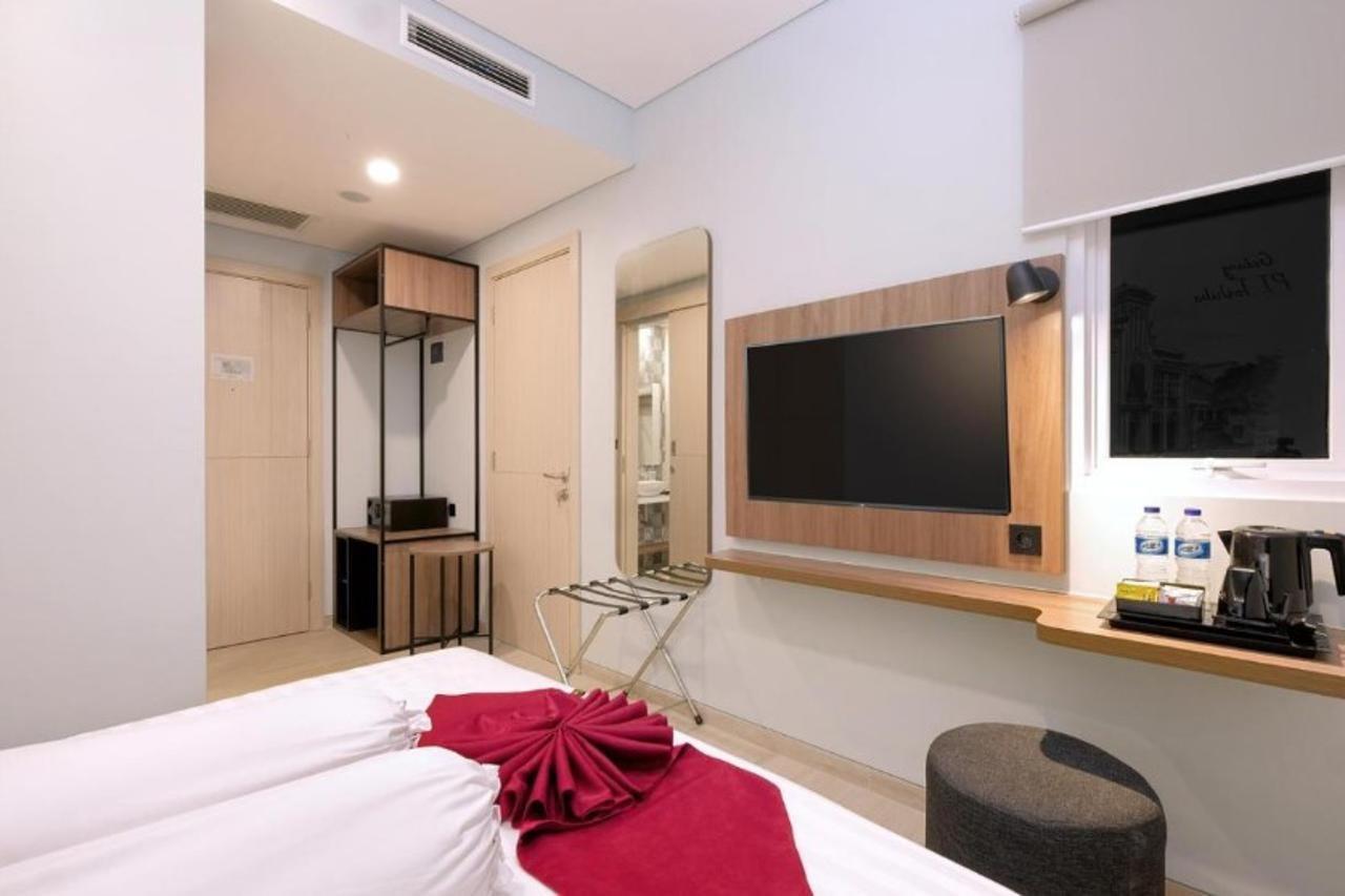 Azana Style Hotel Bandara Jakarta Тангеранг Екстериор снимка